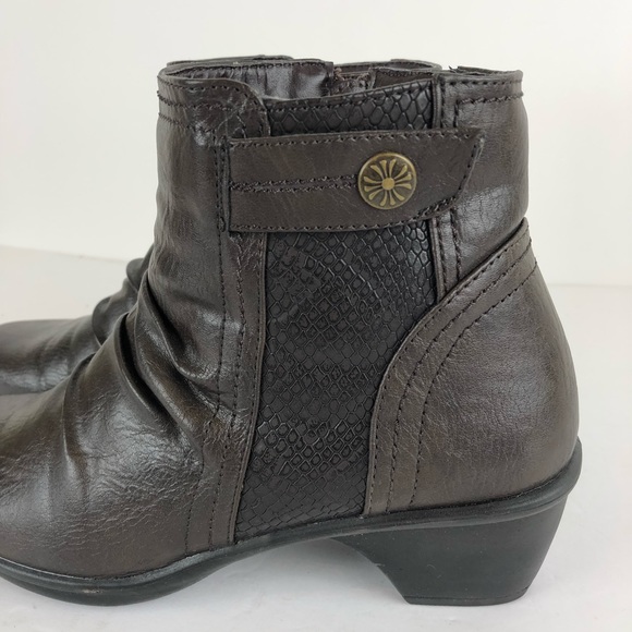 easy street comfort wave boots